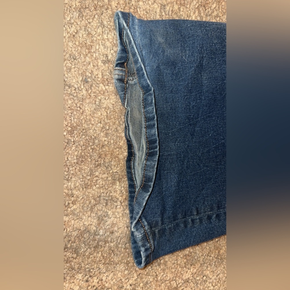 Flared high rise rock&roll cowgirl jeans. Size 24W 32L